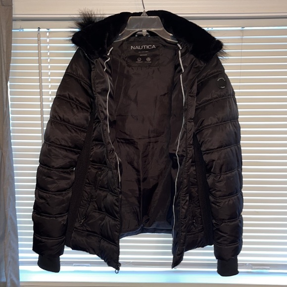 Nautica Puffer Jacket with Hood - Picture 3 of 3